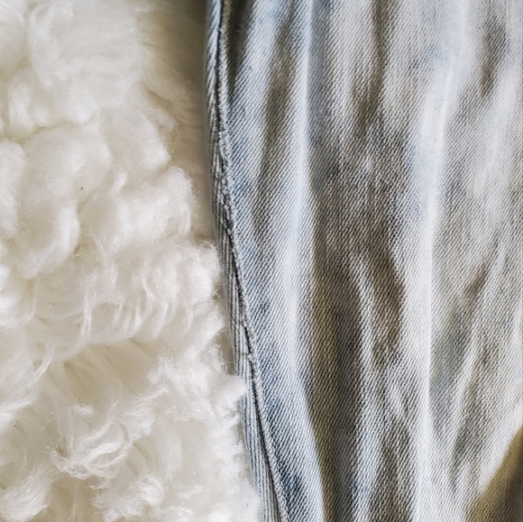 American Eagle  Distressed Jeans💥 - Picture 7 of 7